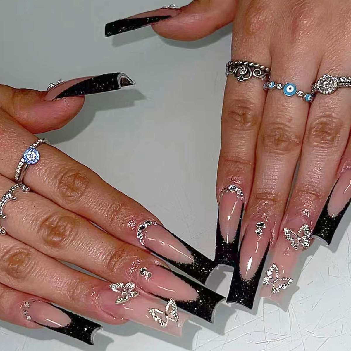 Nail Art Press On - 24개 블랙 프렌치 가짜 손톱 세트