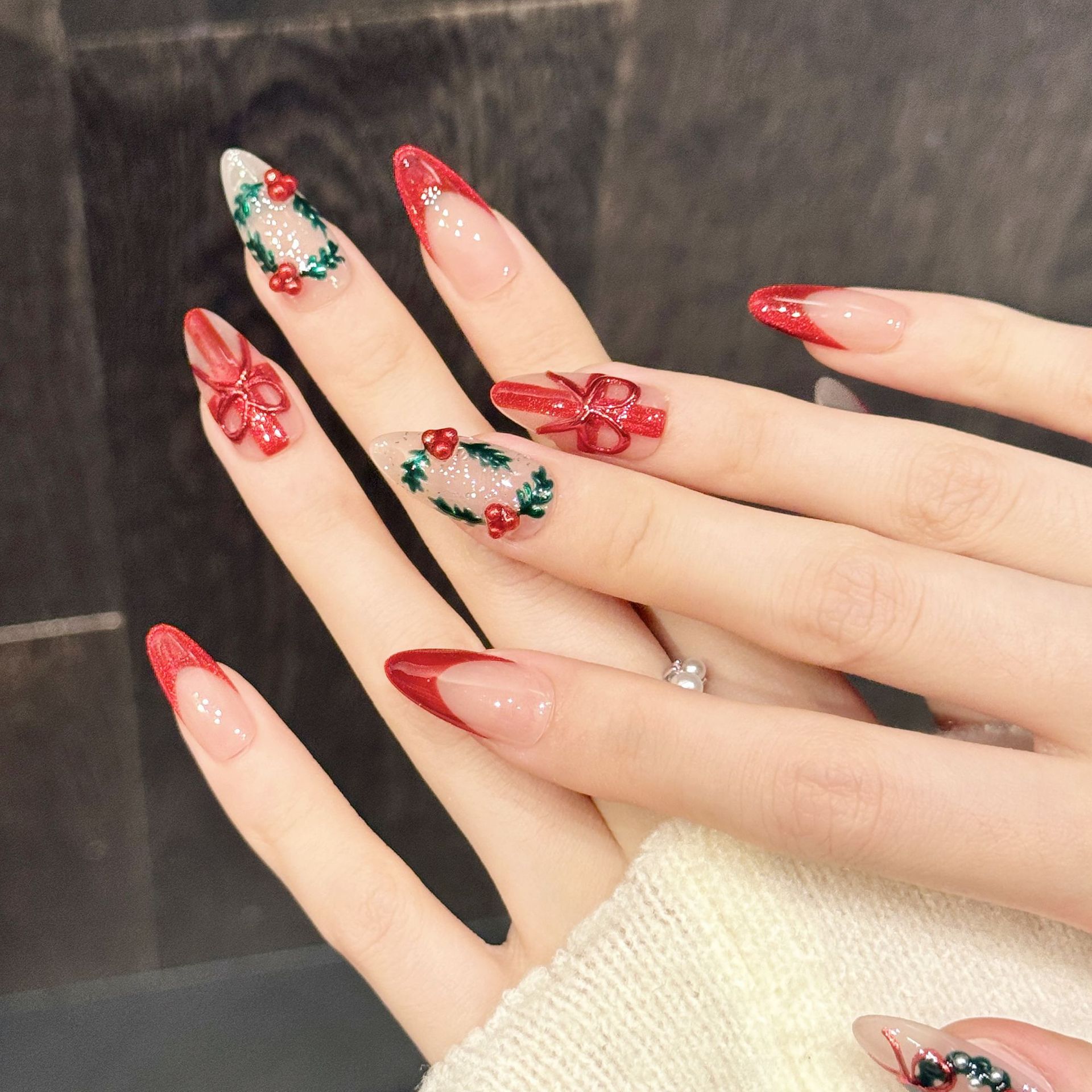 크리스마스 레드 누드 미디엄 아몬드 프레스온 네일 10 - Nail Art Press On 리뷰 및 가격